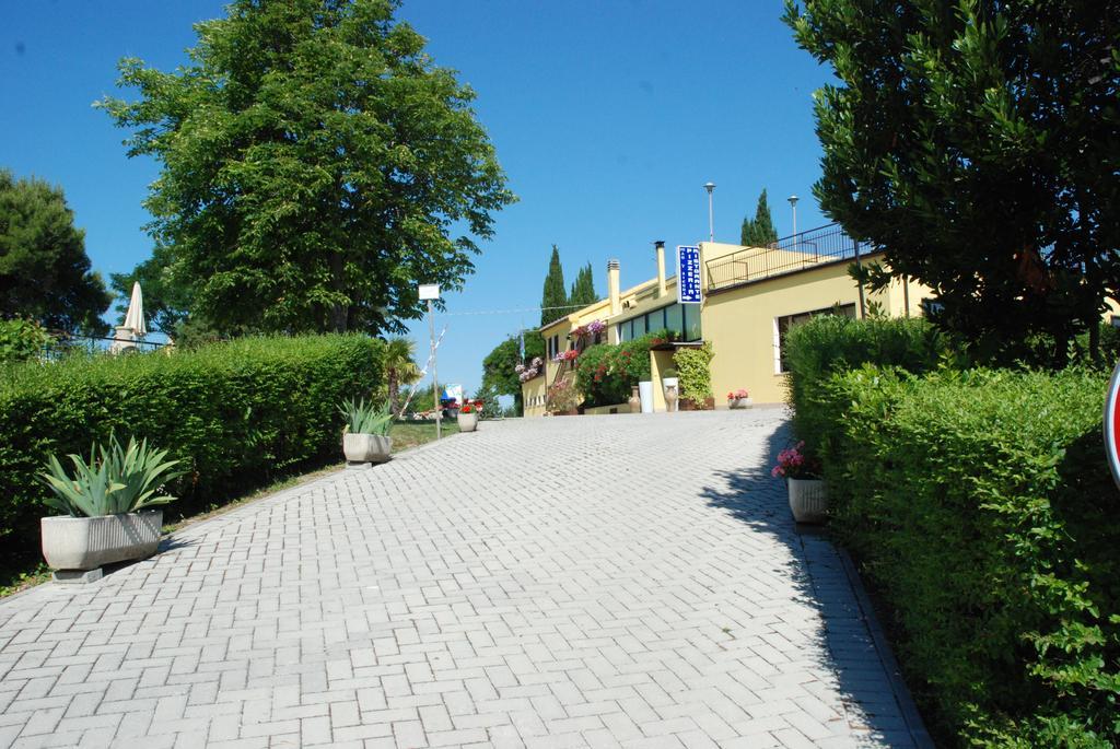 Camping Village Mar Y Sierra San Costanzo Eksteriør bilde