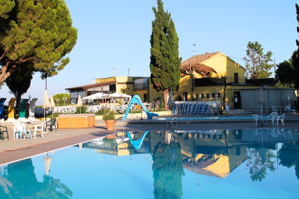 Camping Village Mar Y Sierra San Costanzo Eksteriør bilde