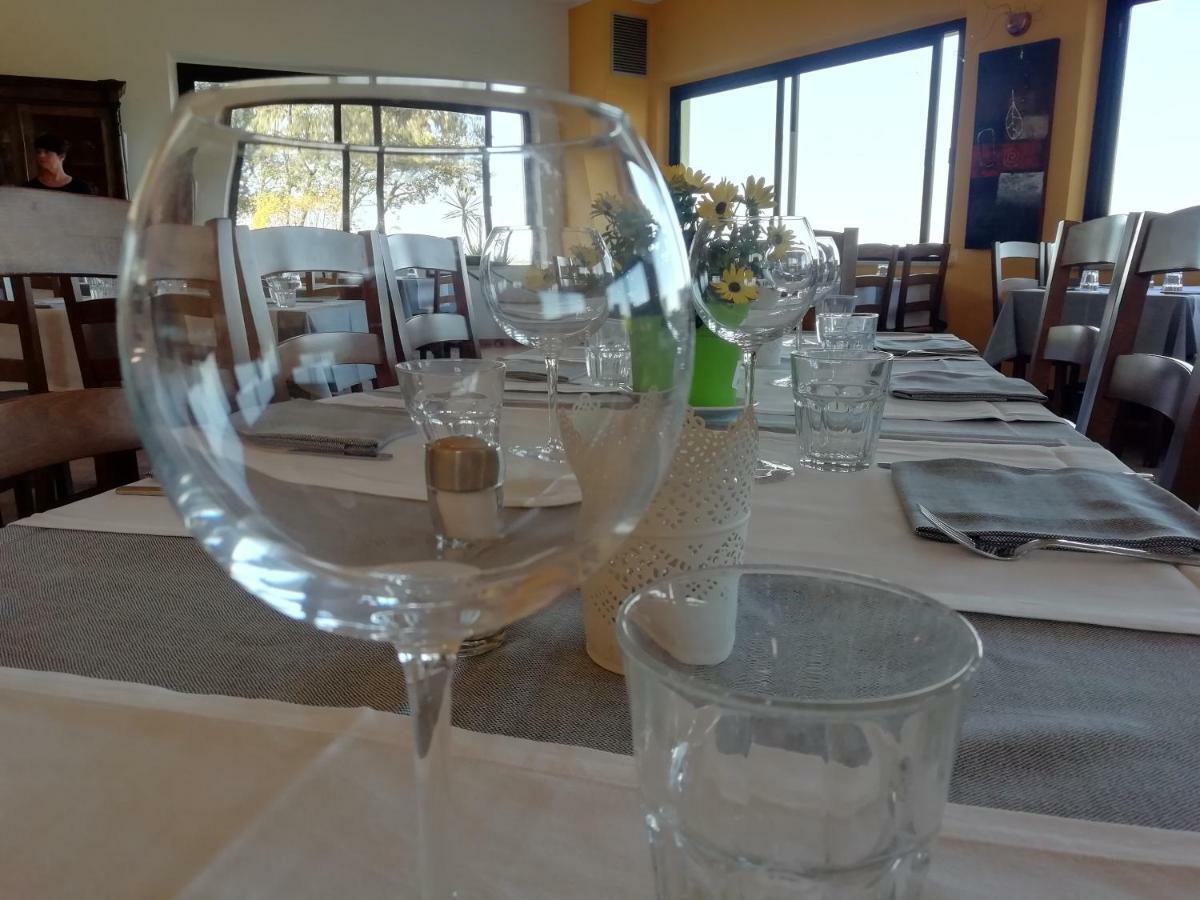 Camping Village Mar Y Sierra San Costanzo Eksteriør bilde